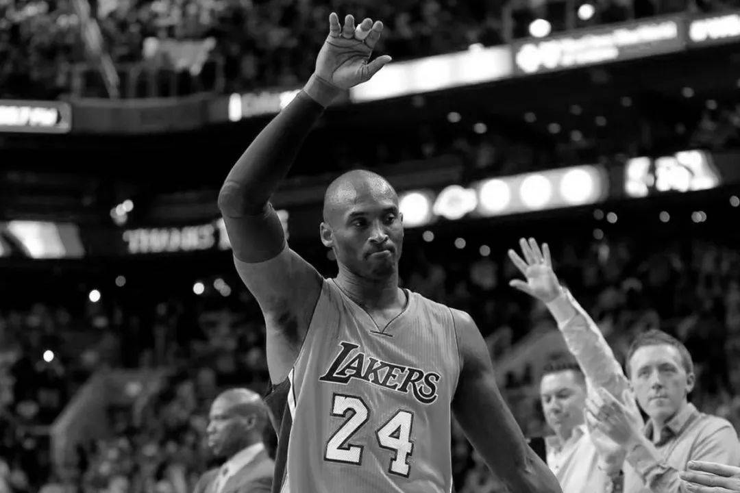 NBA季后赛首轮，爱德华兹绝杀助森林狼晋级